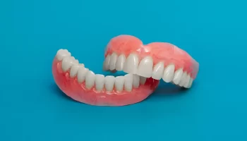8 Frequently Asked Questions About Dentures